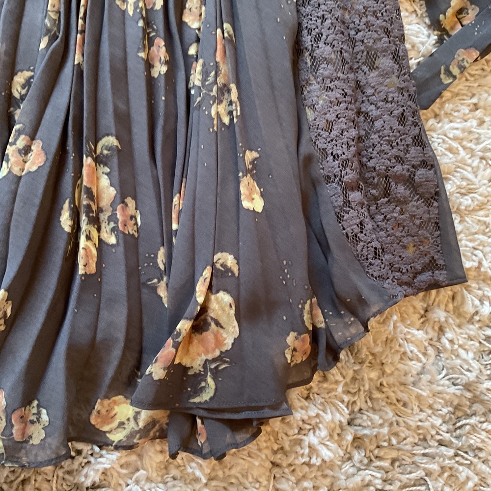 Free People Floral Pleated Lace Trim Sleeveless Mini Dress Charcoal Grey Medium - Picture 4 of 15
